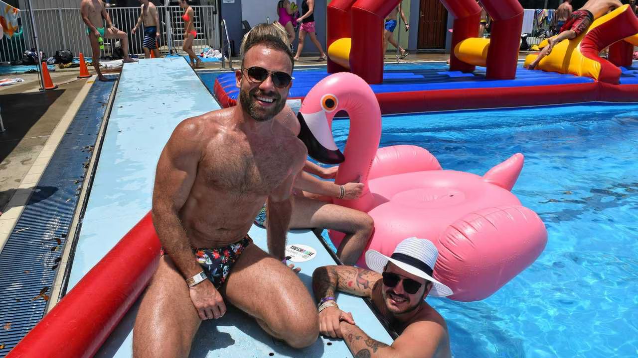 Pool party