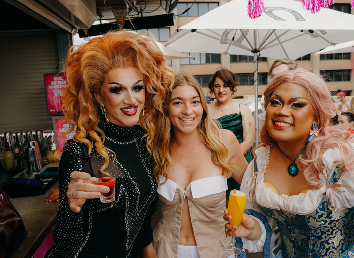 SPRITZ OR SWALLOW BOTTOMLESS BRUNCH