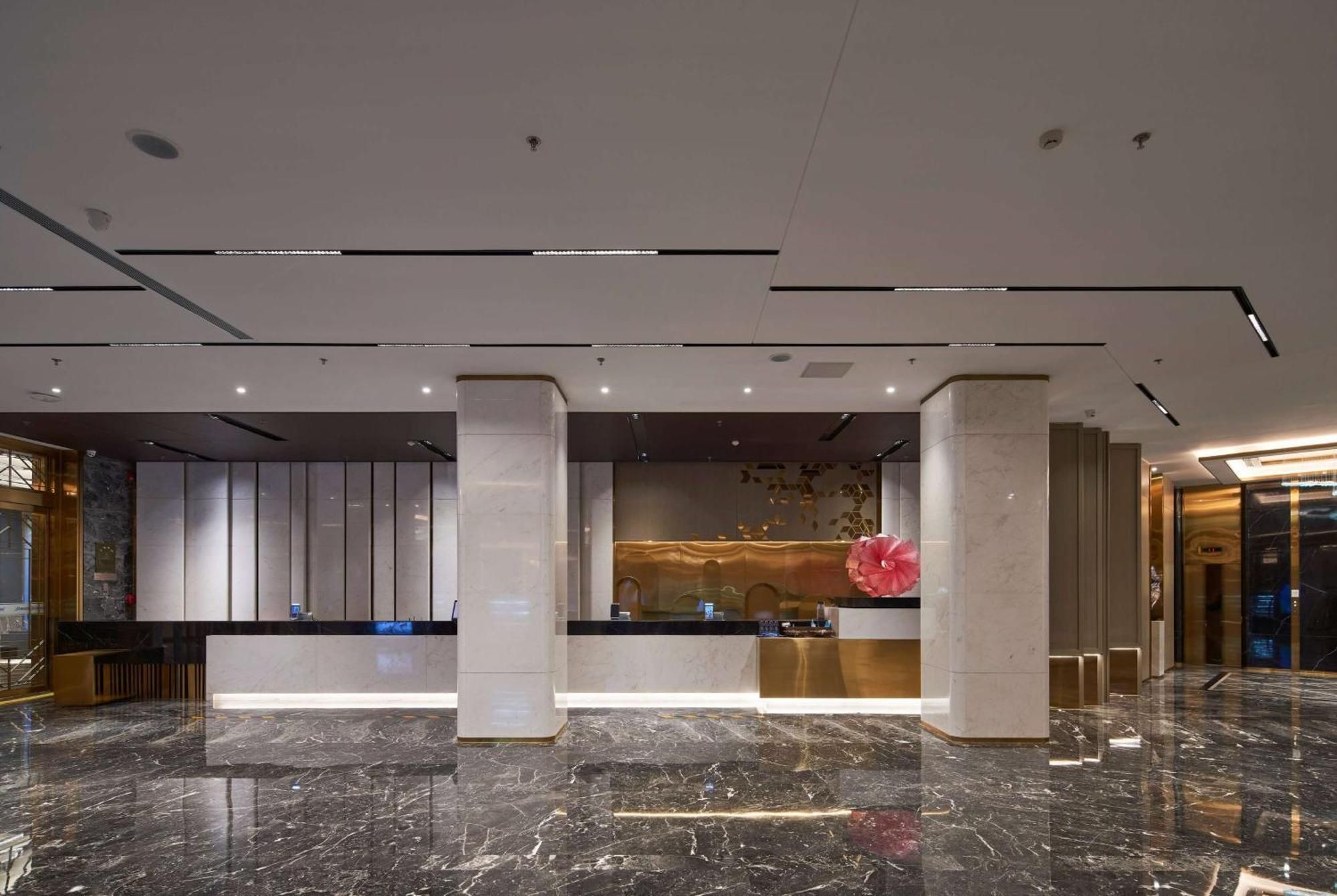 Gallery 4