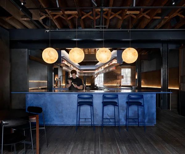 Four Pillars gin Laboratory
