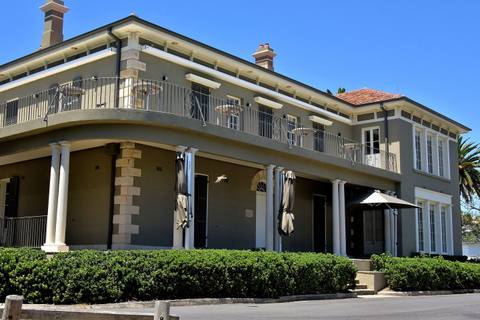 Dunbar House